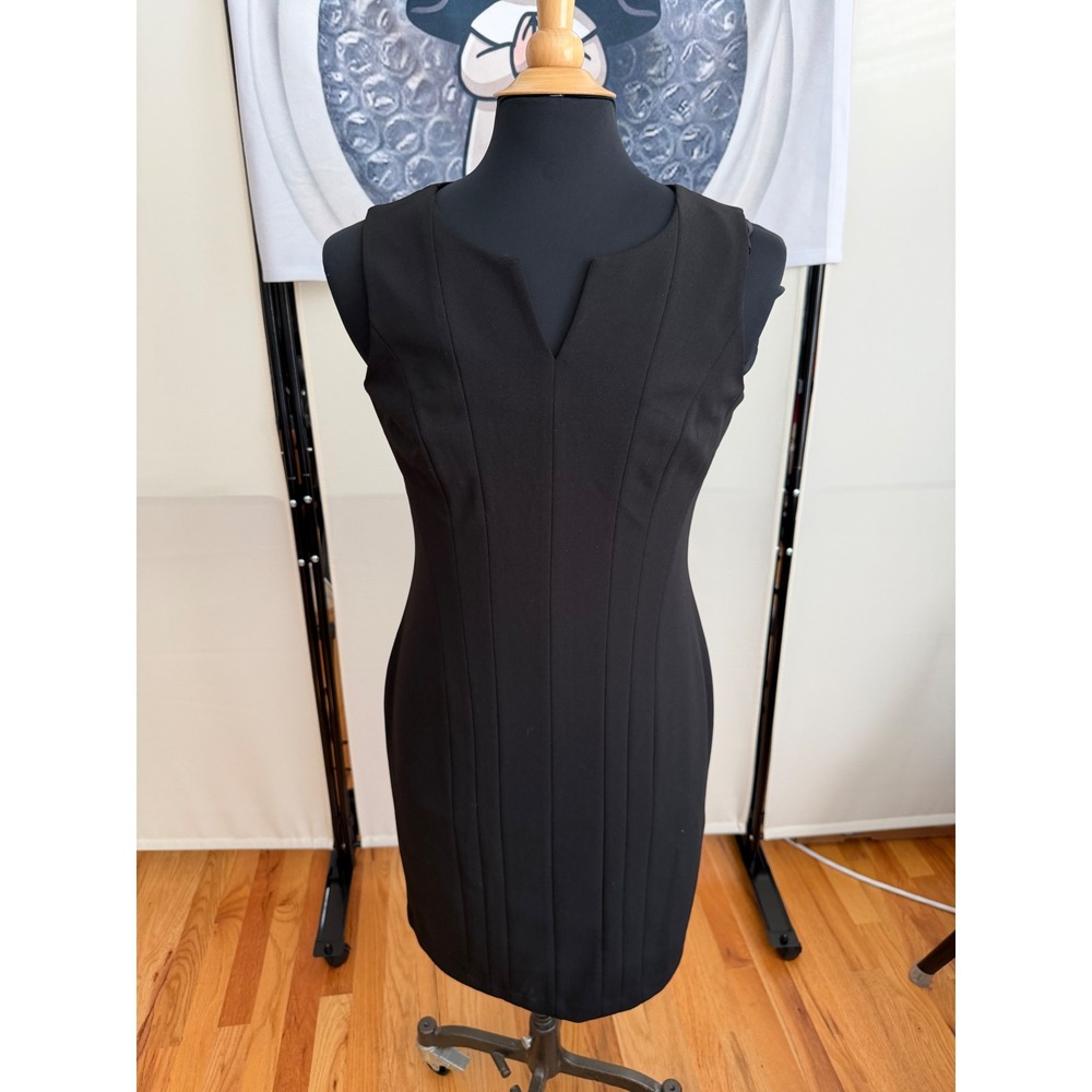 Calvin Klein Black Sleeveless Pintuck Sheath Dress Size 12 Notched V Neck
